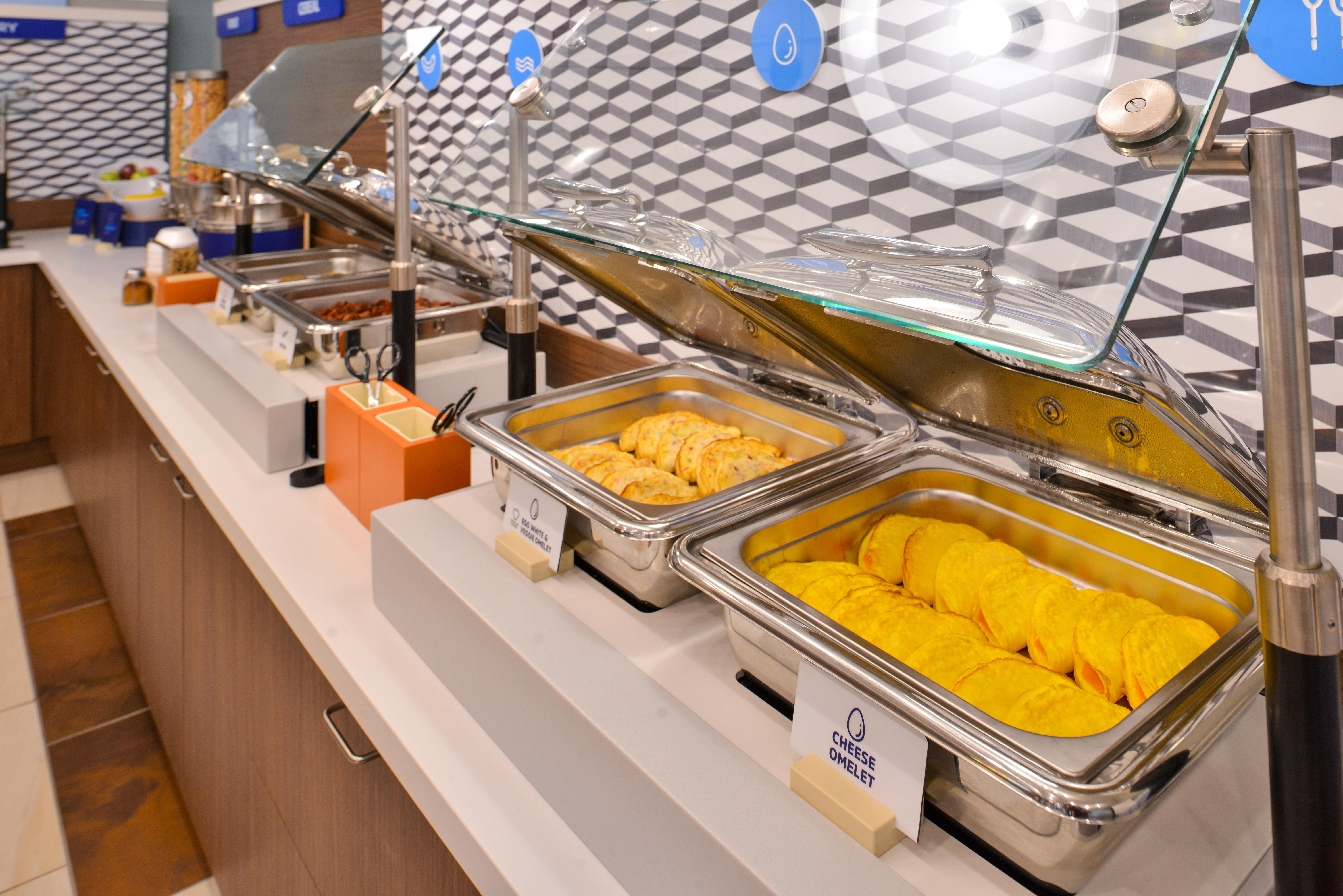 Holiday Inn Express & Suites - North Brunswick By Ihg Экстерьер фото